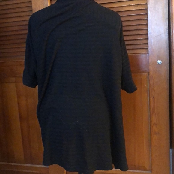 Black short sleeve wrap - Picture 2 of 2